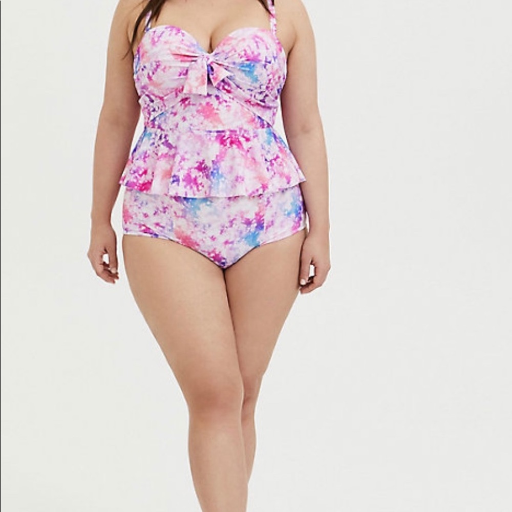 TORRID SWIM SIZE 4